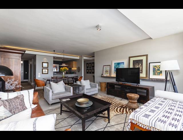 3 BEDROOM APARTMENT FOR SALE IN BEACHFRONT